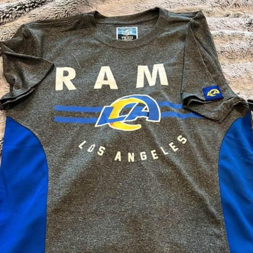 NWT LA Rams Polyester Short Sleeve Shirt - Picture 1 of 3